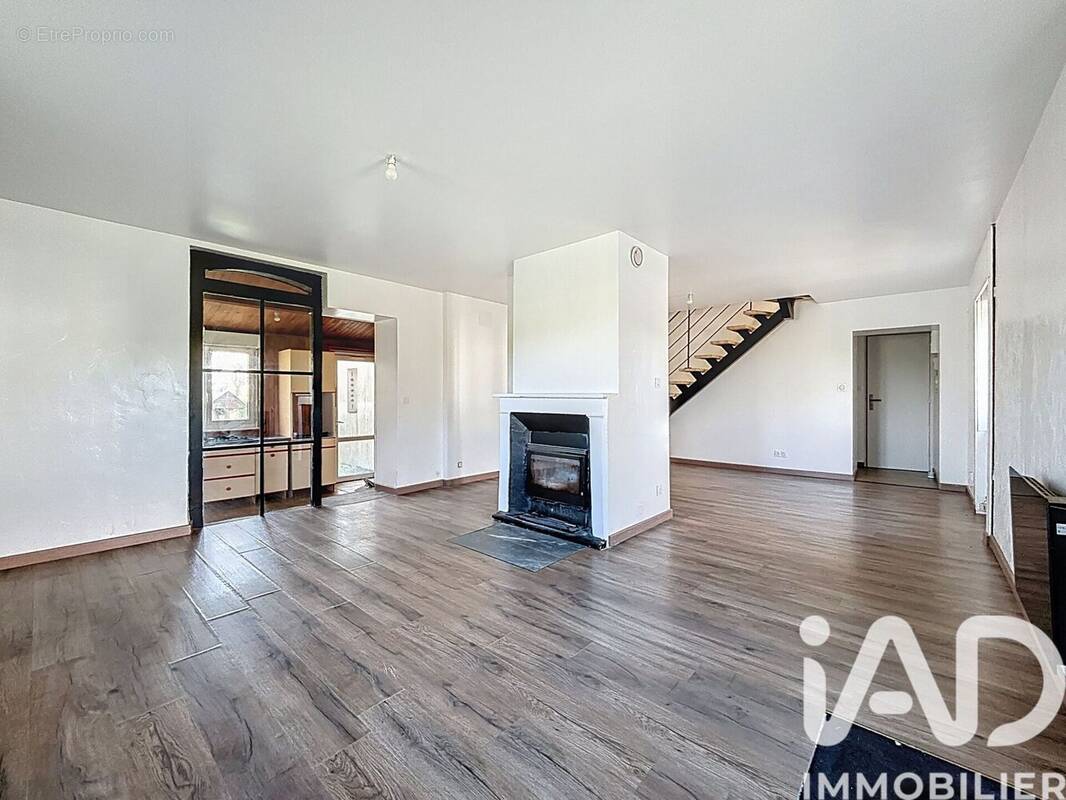 Photo 1 - Maison à MINIAC-MORVAN