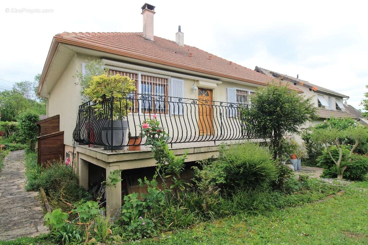 Maison à YERRES
