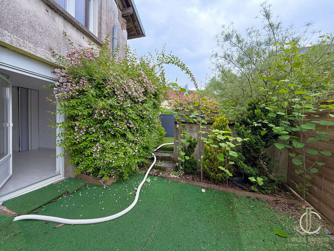 LIGNEVILLE - Maison de village rénové - 5 chambres - garage et jardin - photo 15