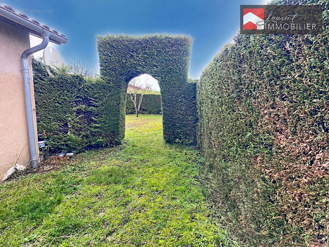 Villa de plain pied, 4 chambres, double garage - 01190 GORREVOD - photo 16