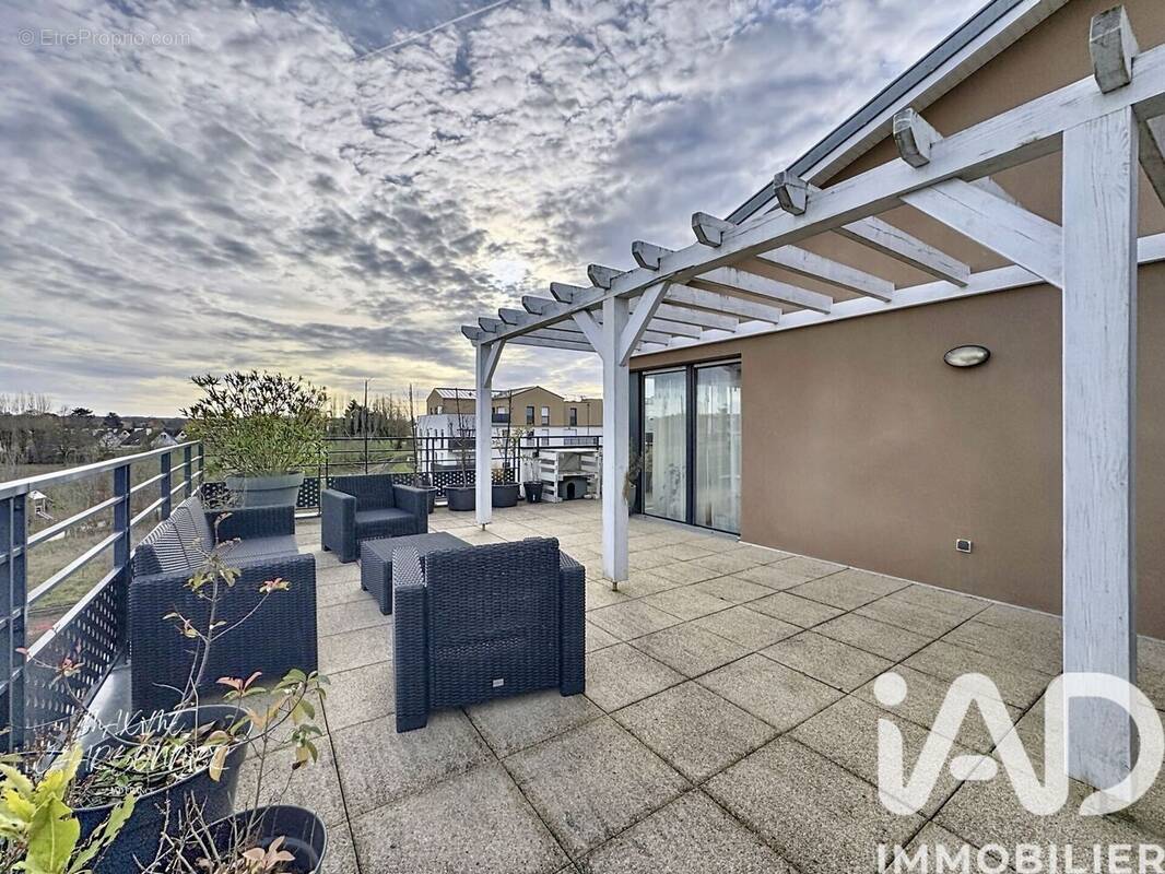 Photo 1 - Appartement à VERT-SAINT-DENIS