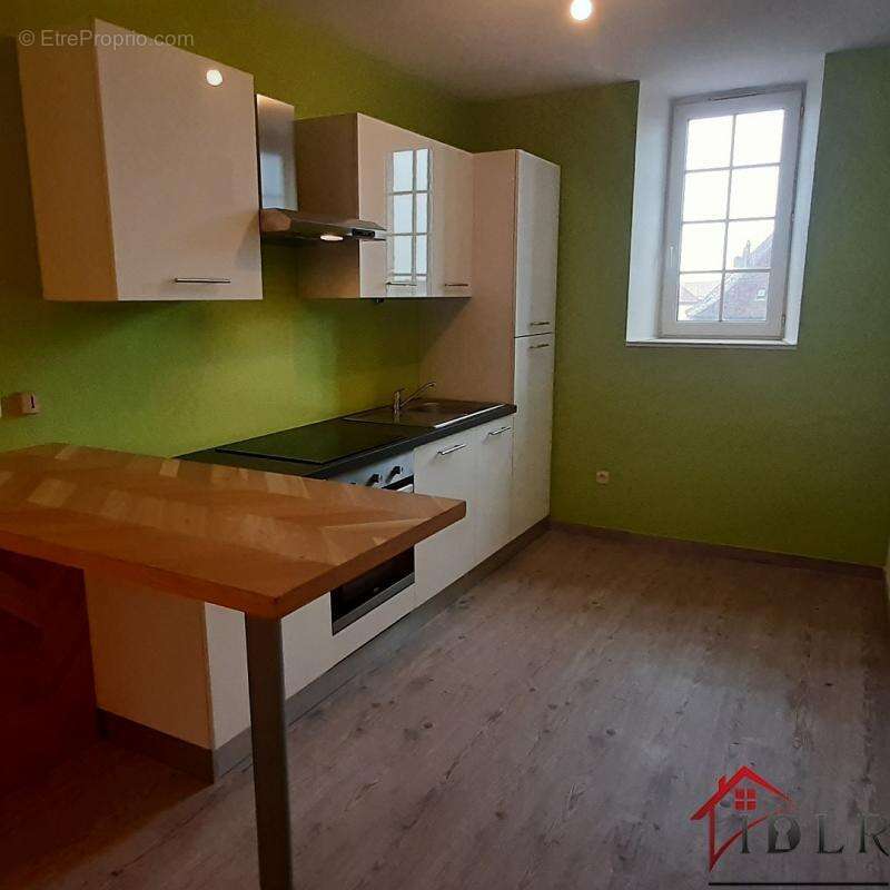 Appartement Type III ancien Rénové - photo 2