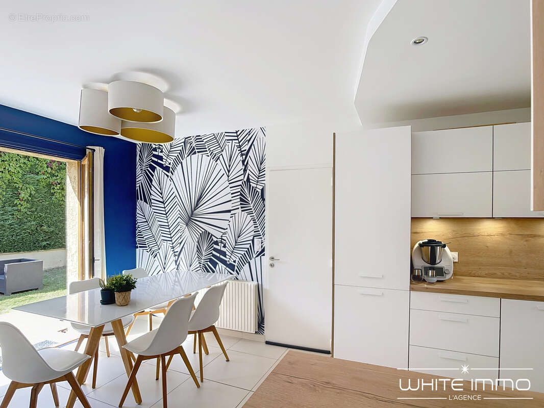 Maison à FRANCHEVILLE