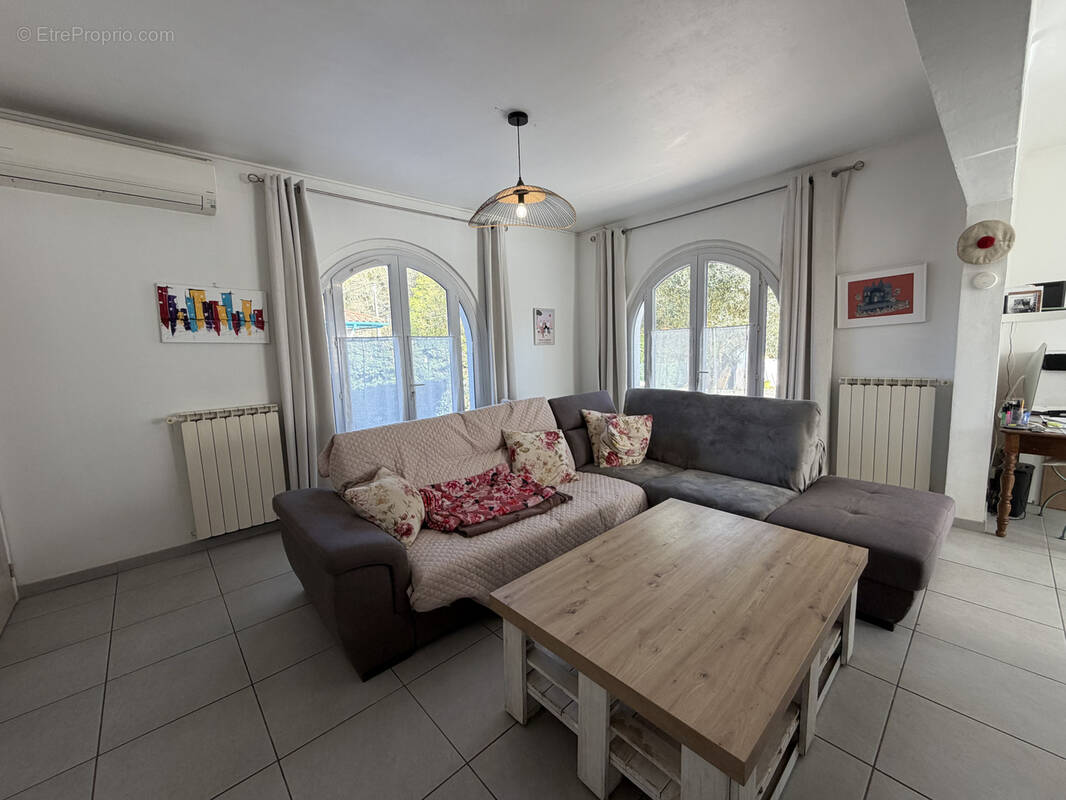 Maison à BENESSE-MAREMNE