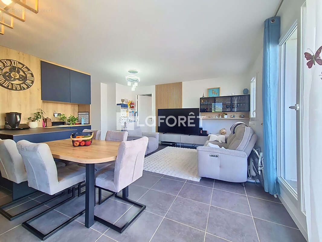 Appartement Challes Les Eaux 5 pièce(s) 102.15 m2 - photo 6