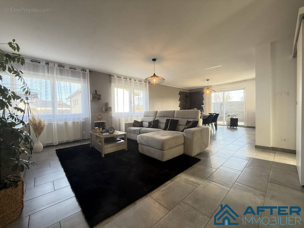 Maison à BLAINVILLE-SUR-L'EAU