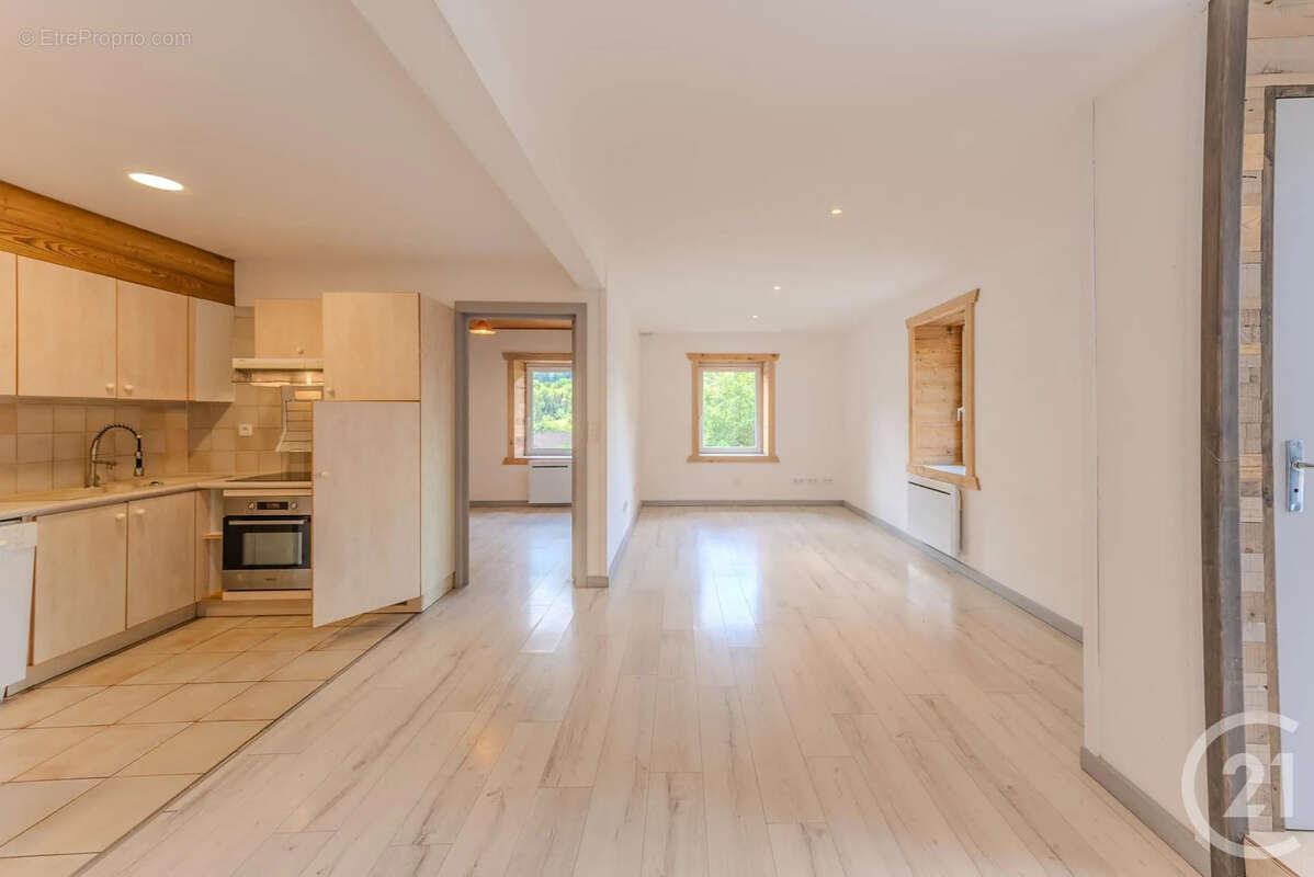 Maison à VACHERESSE