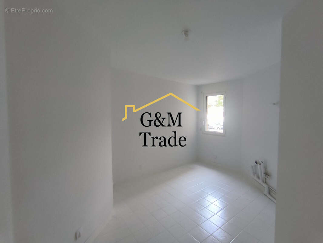 Appartement 81 m² à Saint-Mande  - photo 2