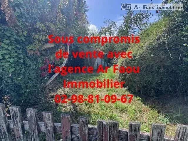 Terrain à HOPITAL-CAMFROUT