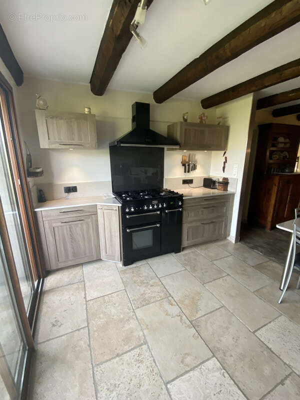 Maison à LE COLLET-DE-DEZE