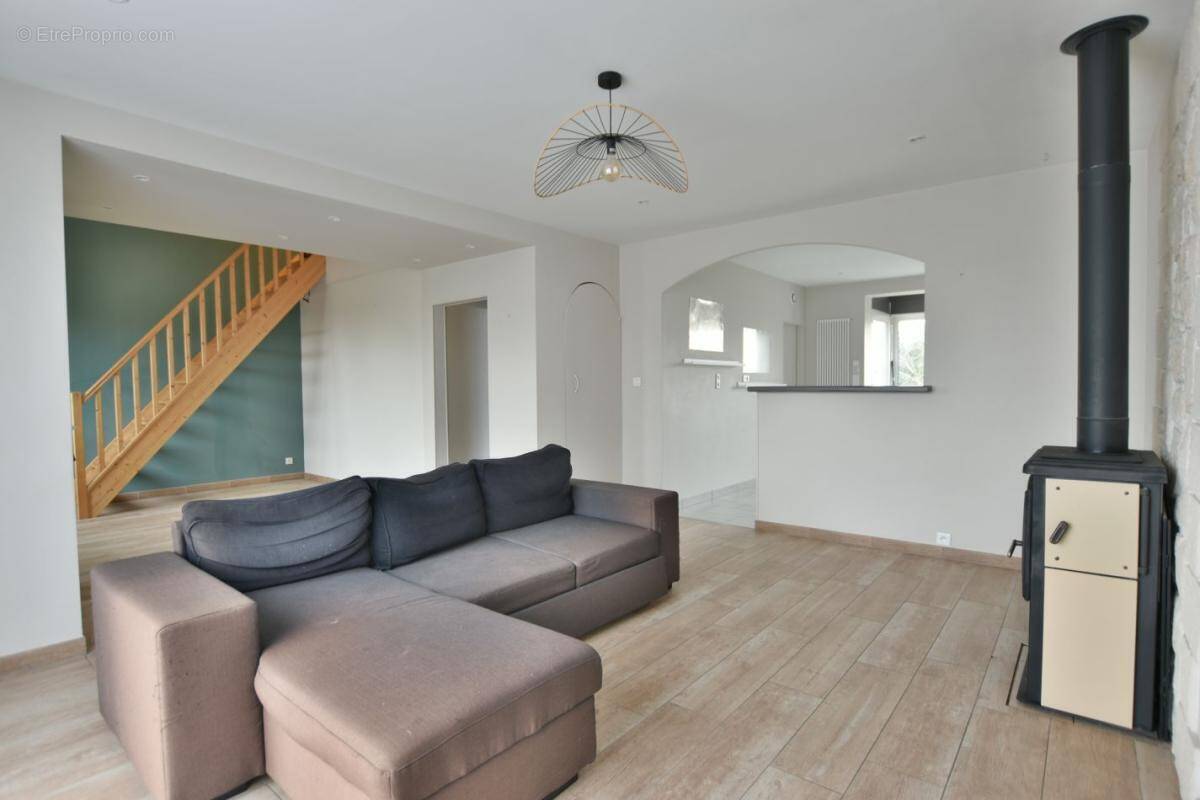 Maison à SAINT-LEGER-SOUS-CHOLET