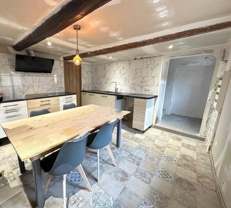 Maison à CAUMONT-SUR-DURANCE