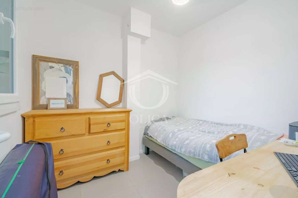 Hauts de vaugrenier - Appartement 3 pièces en rez-de-jardin - photo 8