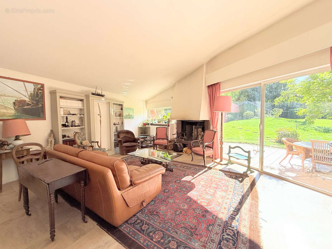 Maison à RUEIL-MALMAISON