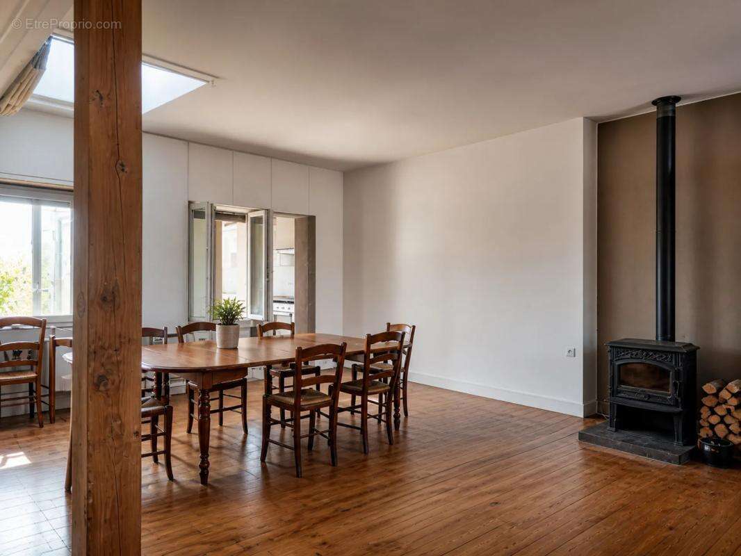 Maison de ville à rénover 3 pièces de 80 m2,  Cognac - photo 13