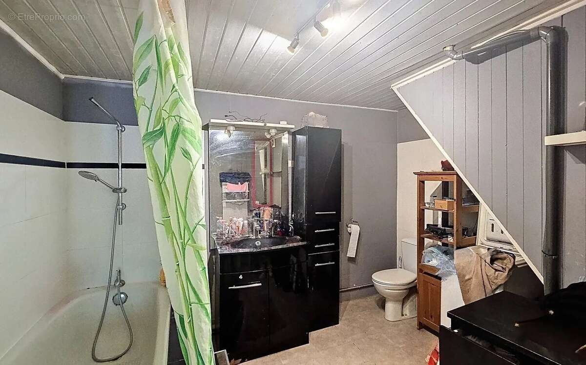 Maison à VILLE-LA-GRAND