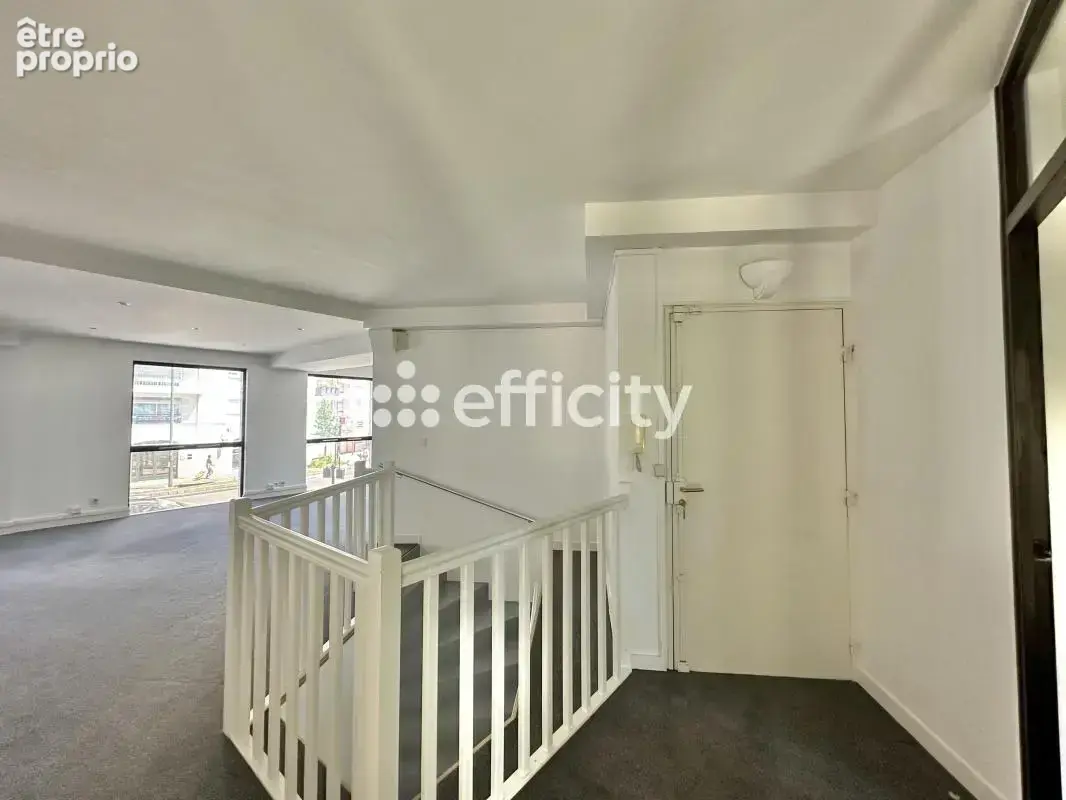 Locaux/Biens immobiliers - photo 6