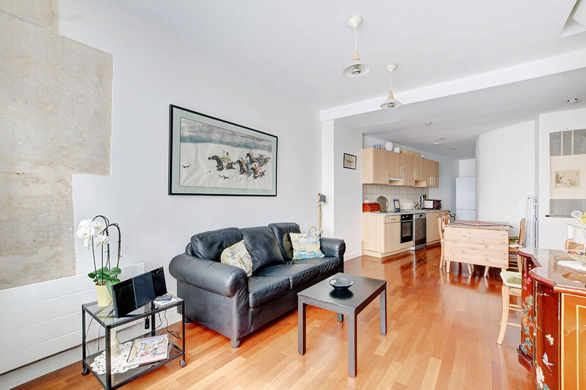 Appartement à PARIS-18E