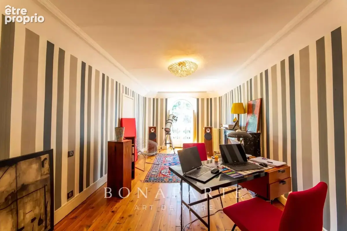 Maison bourgeoise d’exception – hypercentre de pau - photo 18