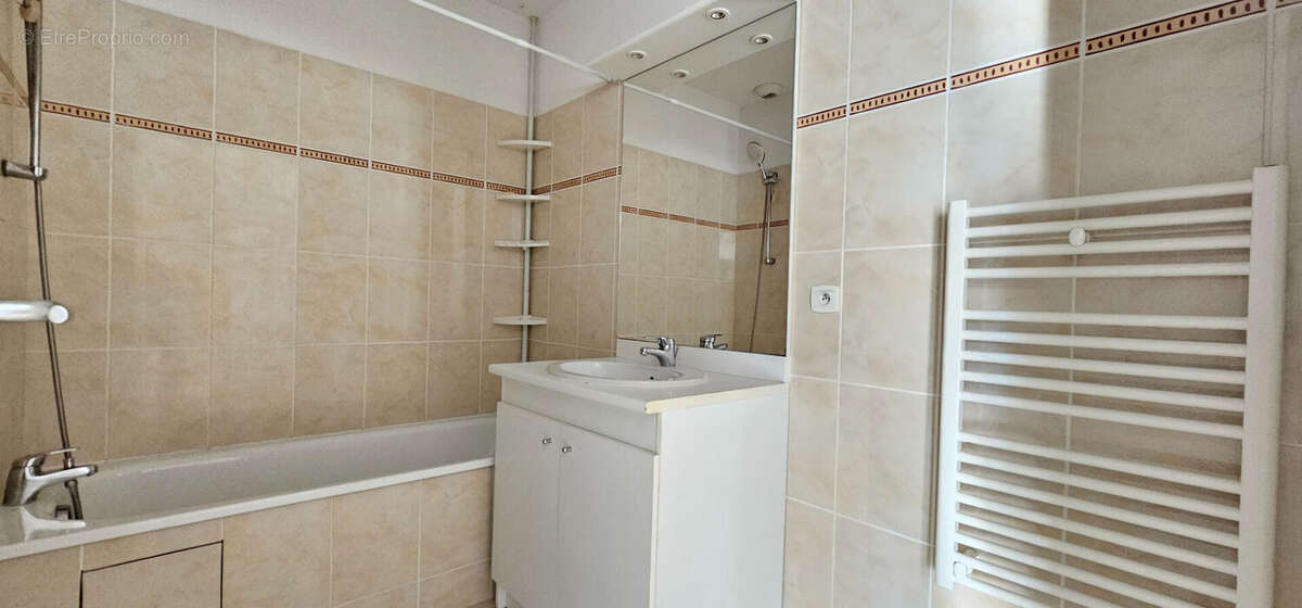 Appartement à SAINTES