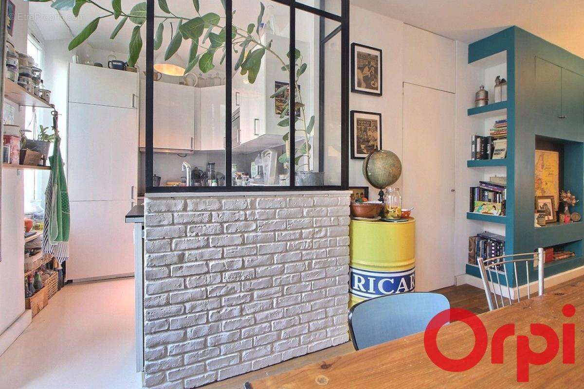 Appartement à MARSEILLE-1E