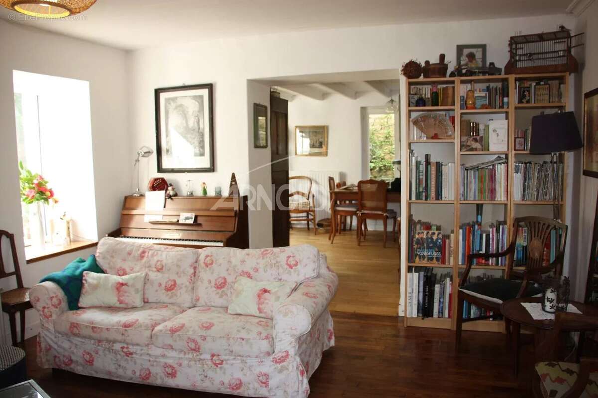 Maison à PONT-AVEN
