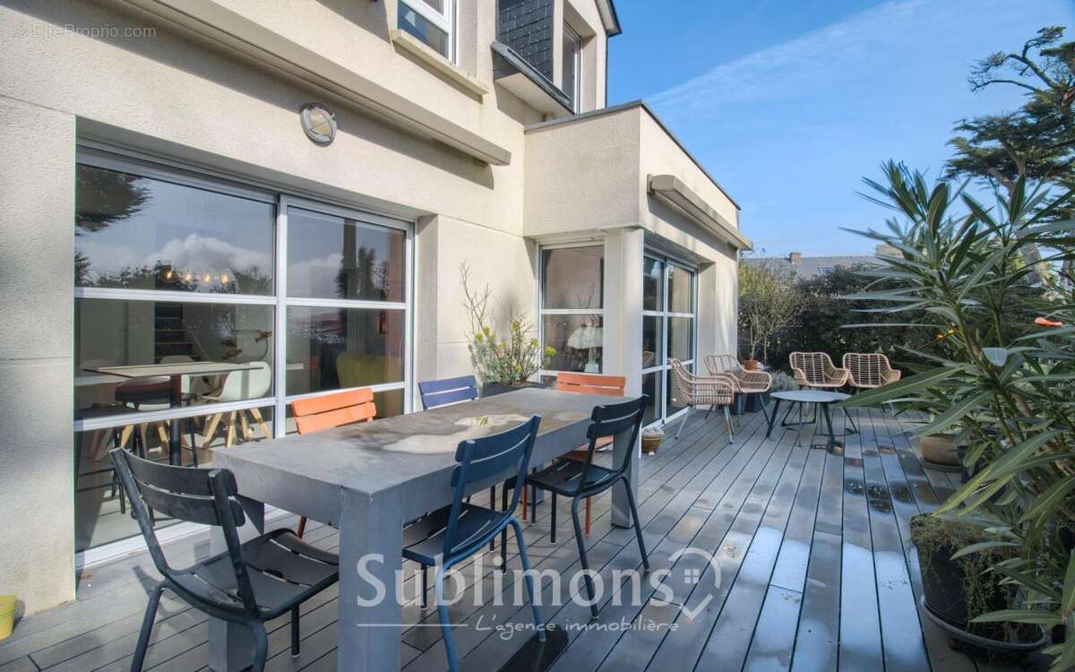 Maison à BILLIERS