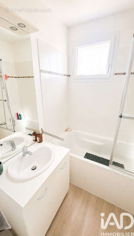 Photo 9 - Appartement à SAINTE-GENEVIEVE-DES-BOIS