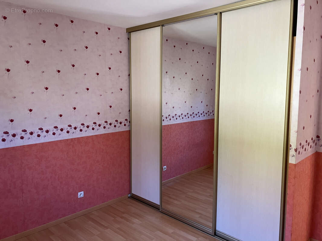 Maison à CHATILLON-LA-PALUD