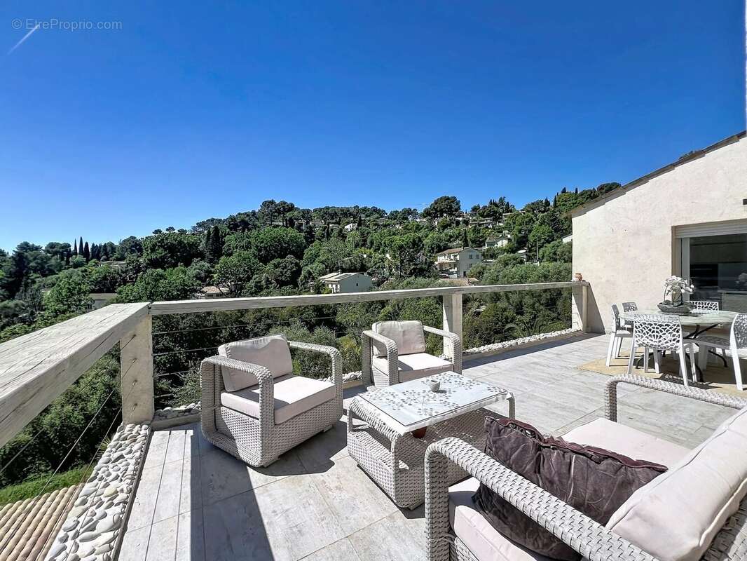 Maison 174 m² à Mougins  - photo 18