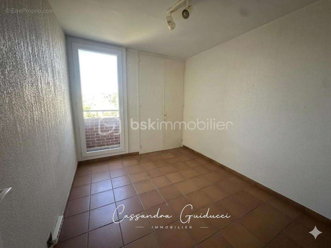 Appartement à MARSEILLE-15E
