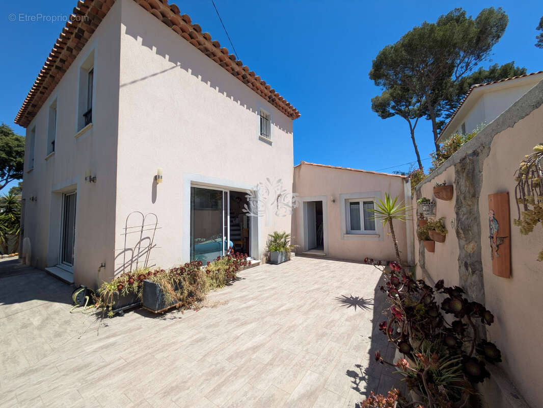 Maison à SANARY-SUR-MER