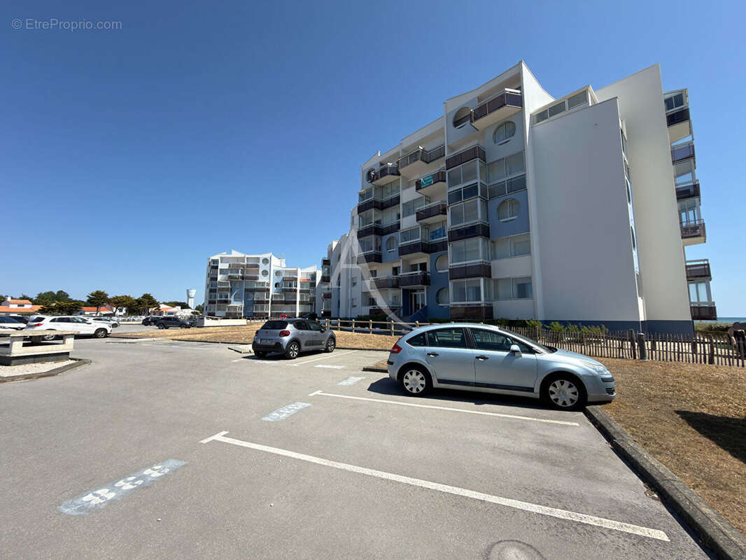 Parking à SAINT-GILLES-CROIX-DE-VIE