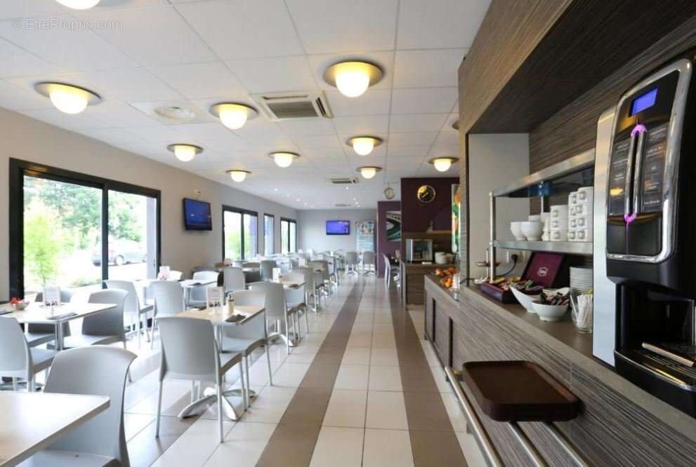 INVESTISSEMENT LOCATIF  SAINT-PRIEST  Résidence Affaires Eastlodge Lyon Est Eurexpo - 6,82 % de rentabilité - photo 6