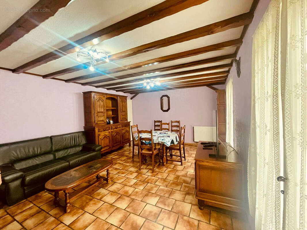 Maison plain-pied à Brebières 2 chambres, jardin, garage, cave, véranda - photo 4