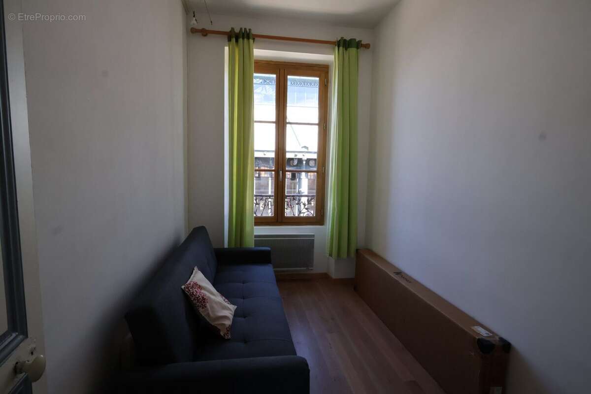 Appartement 57 m² à Sens  - photo 4