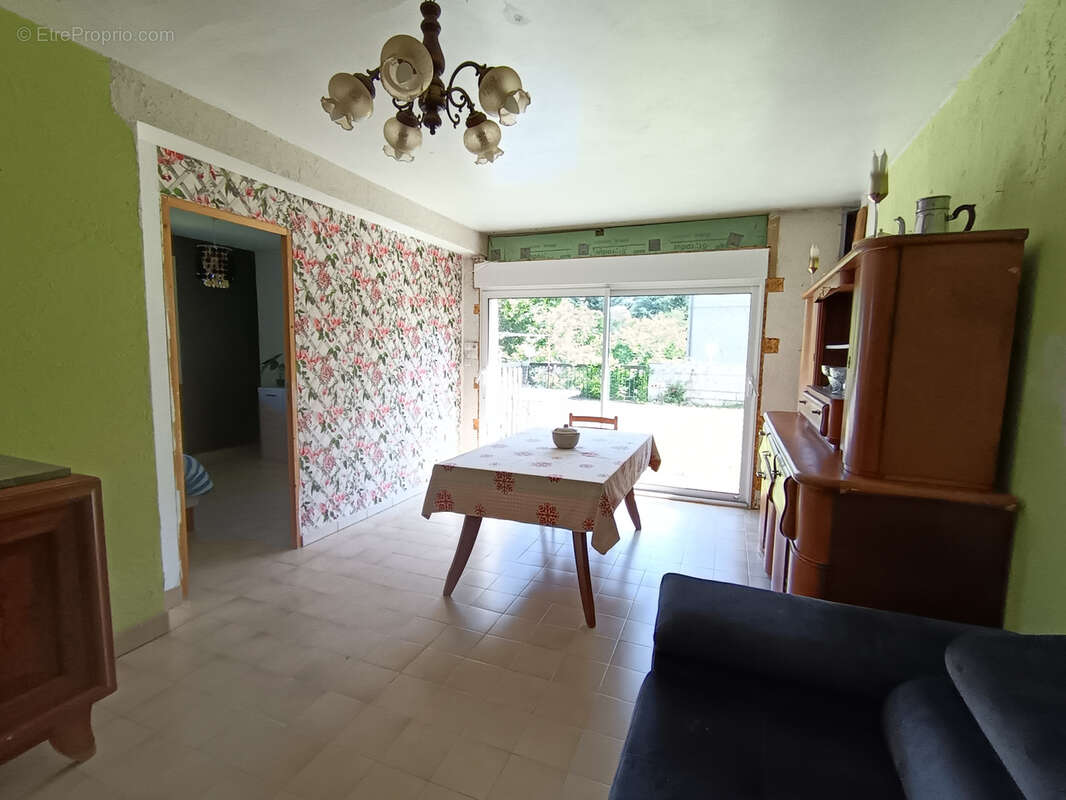 Maison à AUBAZINES