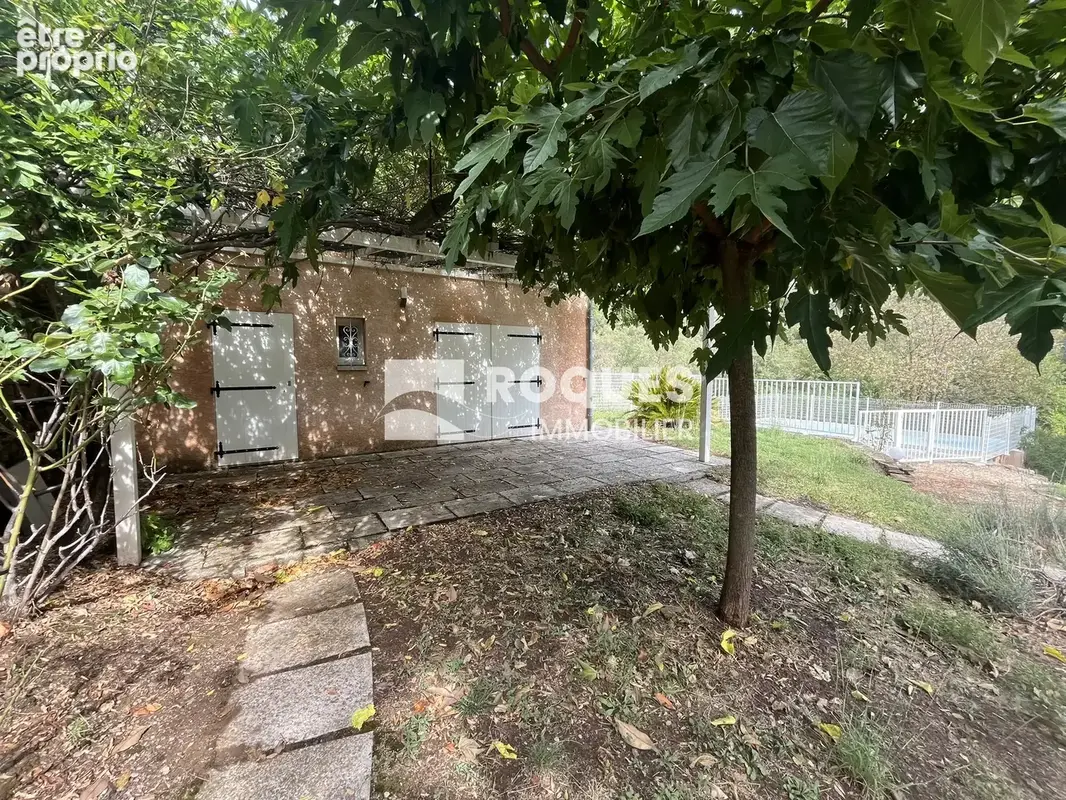 A Vendre, maison composée de trois appartements avec terrain, Lamalou les bains - photo 5