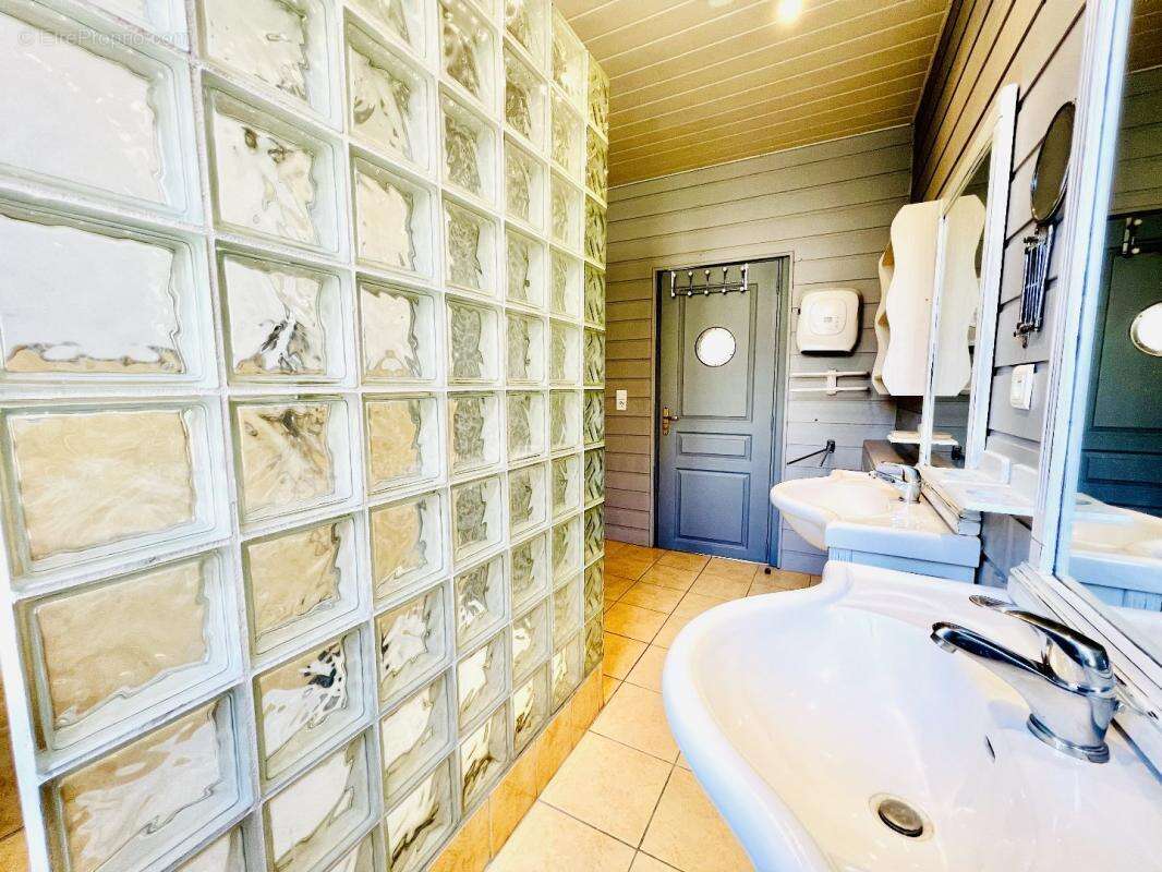 Maison à SAINT-JUERY