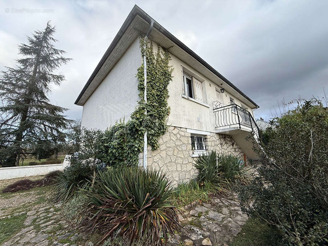 Maison à COSNE-COURS-SUR-LOIRE