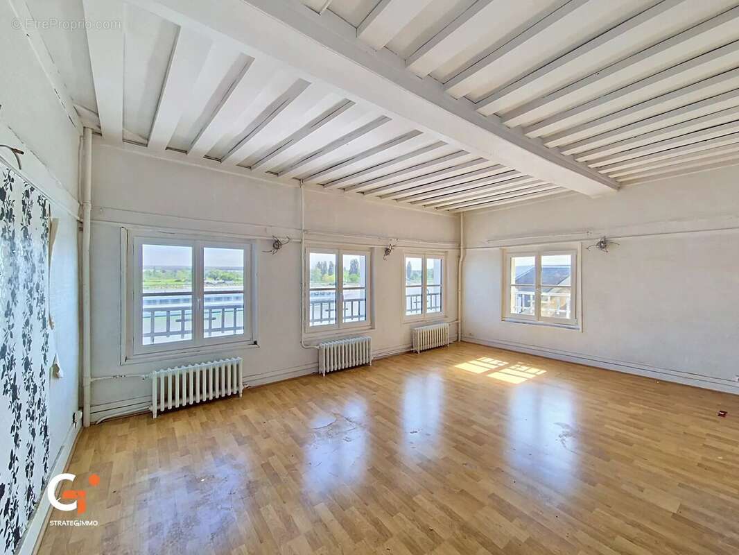 Appartement à LA BOUILLE