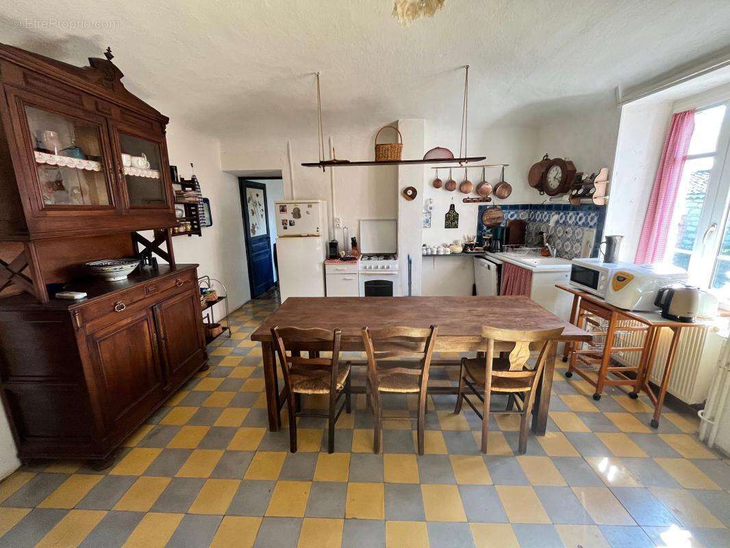 Maison à SAINT-ALBAN-AURIOLLES