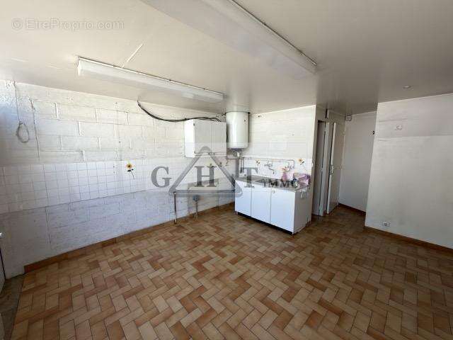 Entrepot 360m² a vendre bondoufle - photo 13