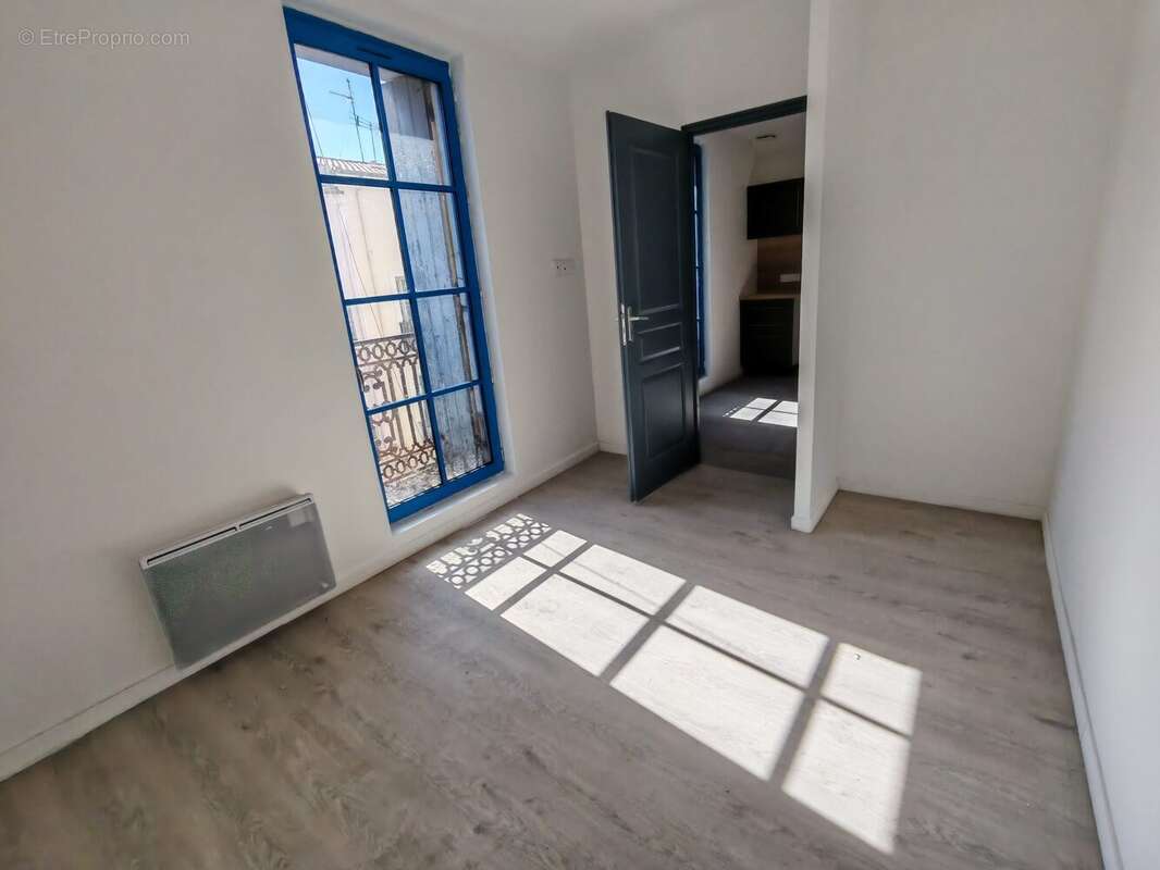 Appartement 74 m² à Beziers  - photo 6