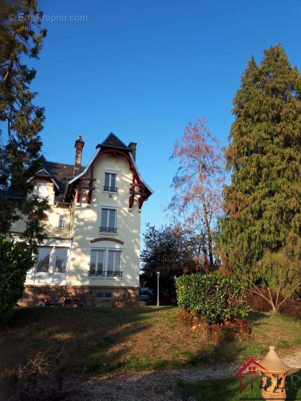 Maison à LUXEUIL-LES-BAINS