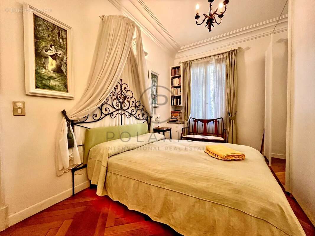 Appartement Promenade des Anglais à vendre  2 chambres  Vue panoramique sur la mer  Résidence Art Déco en front de mer, Nice - photo 5