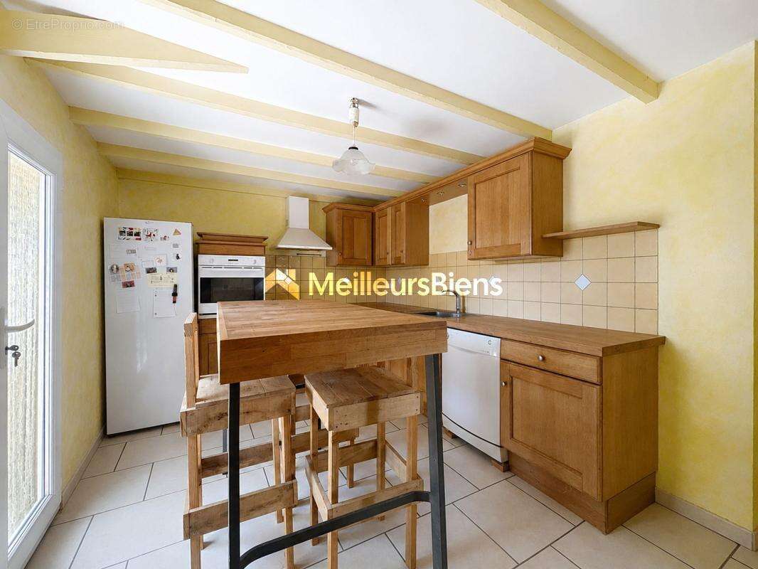 Sud Ardèche – Beaulieu – Maison en pierre  110 m2 habitables - photo 5