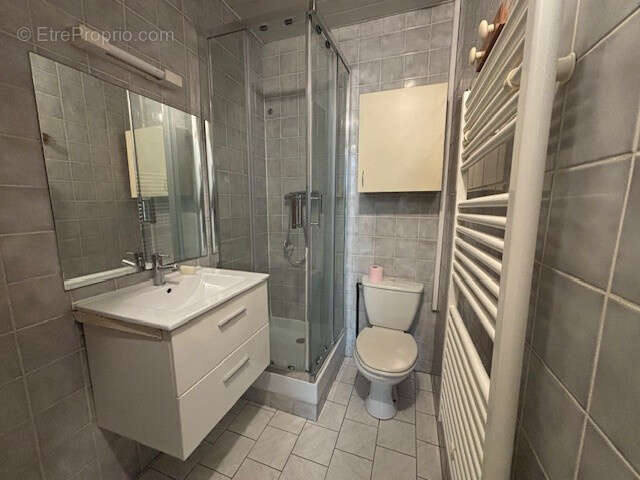 MONTPELLIER Av. St Lazare (sect. beaux arts) T2 Duplex de 33 m2 carrez+ 8m2 Habitable - photo 4