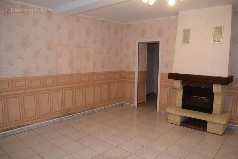 Maison à AIX-EN-OTHE