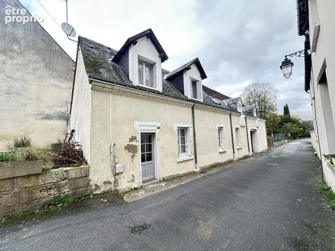 Maison 130 m² à Saint-Epain  - photo 7